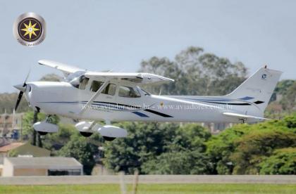 Avião Cessna Aircraft 172S Skyhawk - Ano 2006 - 1835 H.T. - AV6066