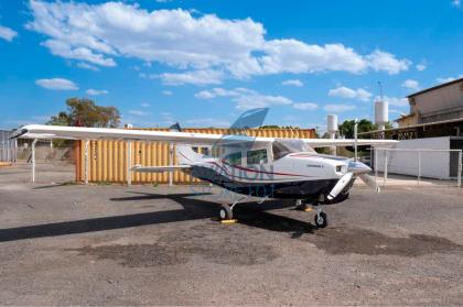 Avião Cessna T210N – Ano 1980 – 2.956 H.T.