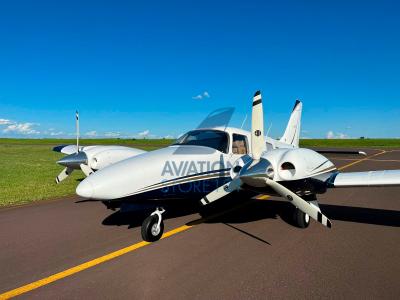 Avião Piper Seneca V PA-34-220T – Ano 1999 à Venda